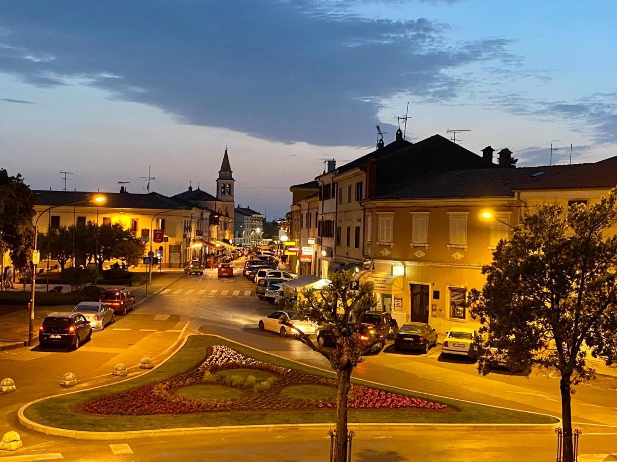 Parentium Loft Center Square Lejlighed Poreč Eksteriør billede